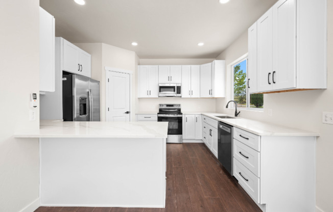 317 W OURAY AVE