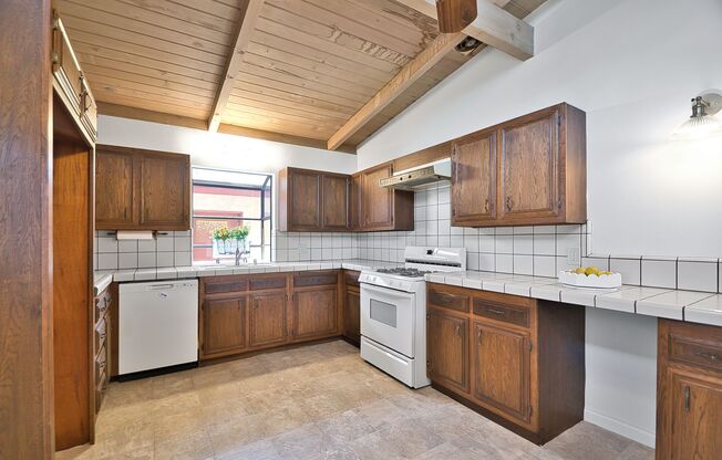 3 Bedroom 2 Bath Home For Lease