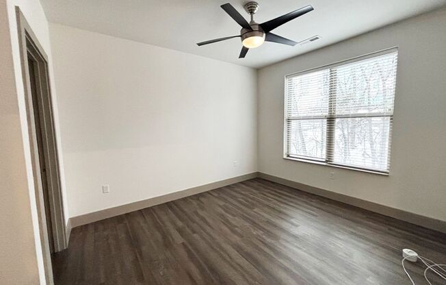 1 bed, 1 bath, 615 sqft, $1,525, Unit 3240-116