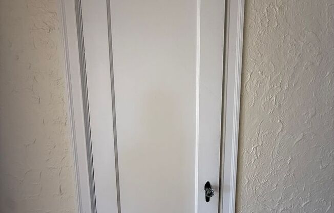 2 beds, 2 baths, 1,303 sqft, $2,200, Unit New King Edward  401