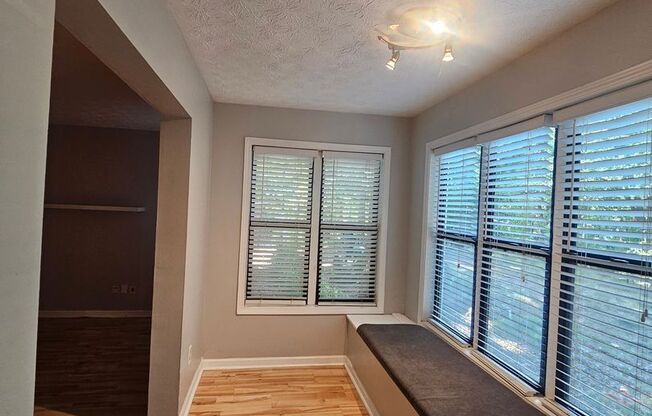 1 bed, 1 bath, $1,400