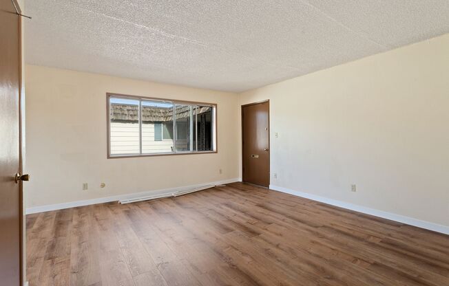 2 beds, 1 bath, 685 sqft, $1,195, Unit 8069