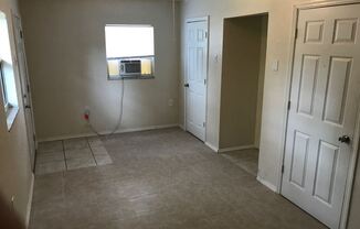 555 E Voorhis Ave.