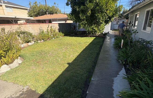 Allen Ave - 52