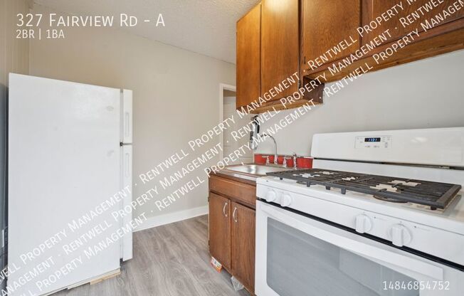 2 beds, 1 bath, $1,299