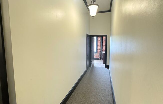 Studio, 1 bath, 150 sqft, $400, Unit Suite 205