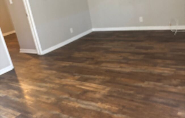 Renovated 1 Bedroom 1 Bathroom