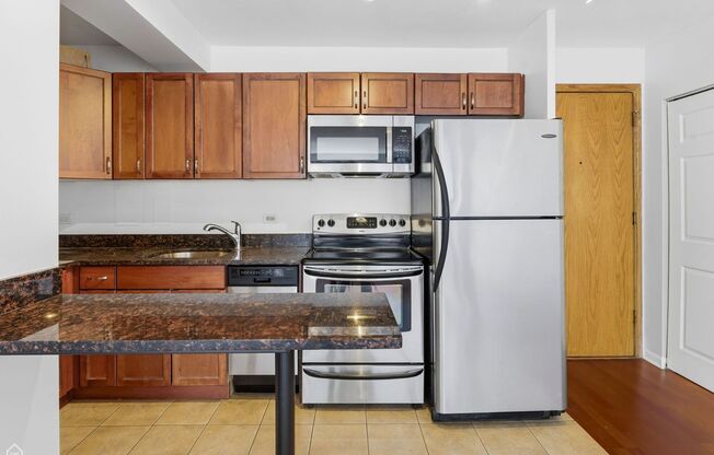 1 bed, 1 bath, 700 sqft, $1,950, Unit 418-1303