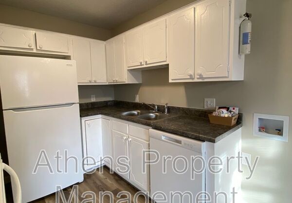117 JOCKEY CLUB DR