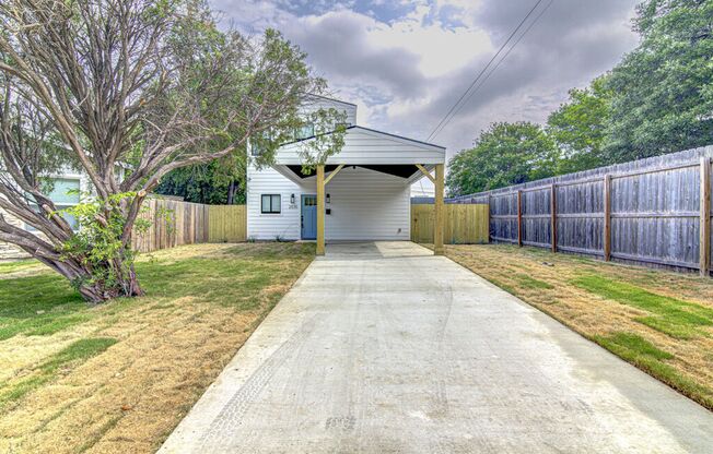 Modern Elegance in North Shoal Creek – 3/2.5 New Construction Home
