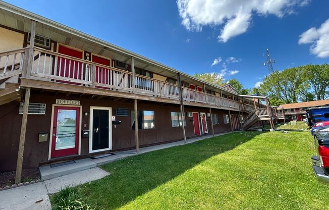 988 Third Street