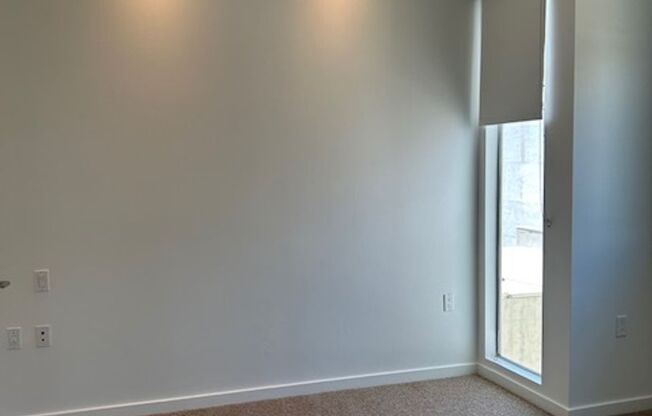 2 beds, 2 baths, 1,059 sqft, $4,045, Unit PH18
