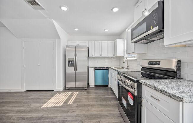 Brand New! Stunning 2-Story Unit