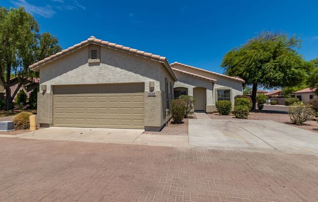 Charming 3-Bed, 2-Bath Home near Riggs Rd & Cooper Rd - Enjoy Golf & Amenities!