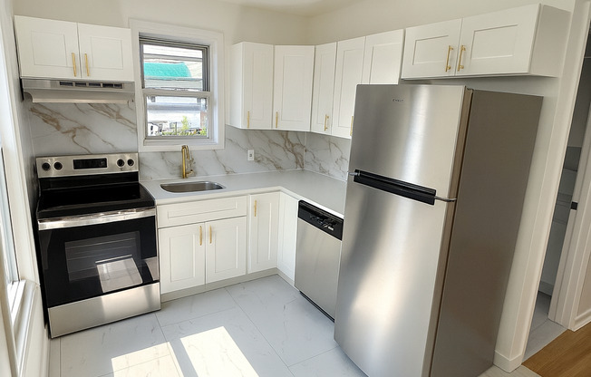 14 VERMONT CT