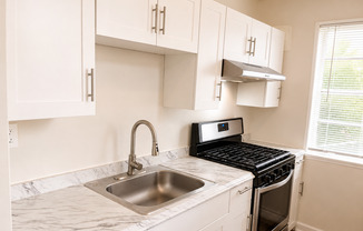 2026 Move-In Special – $500 LEASE SIGNING BONUS!! Updated 1-Bedroom Condo in Southeast DC – Utilities Included!