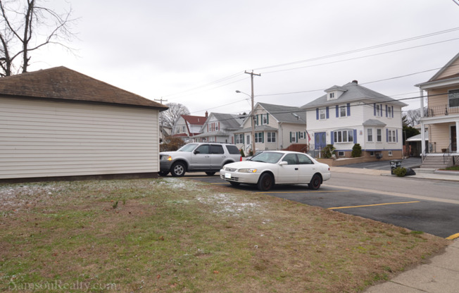 115 Waterman Avenue