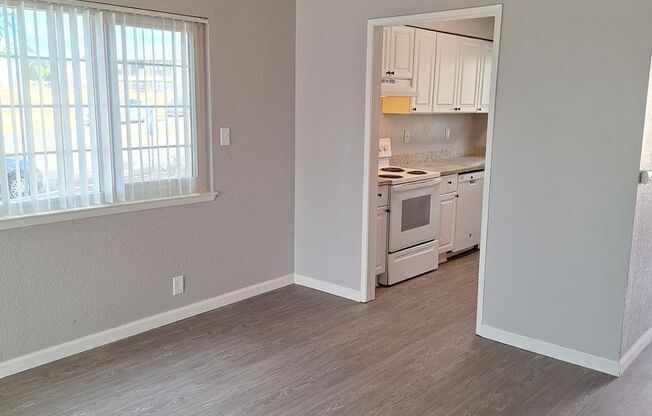 2 beds, 1 bath, 1,000 sqft, $1,745, Unit 4231 - 19