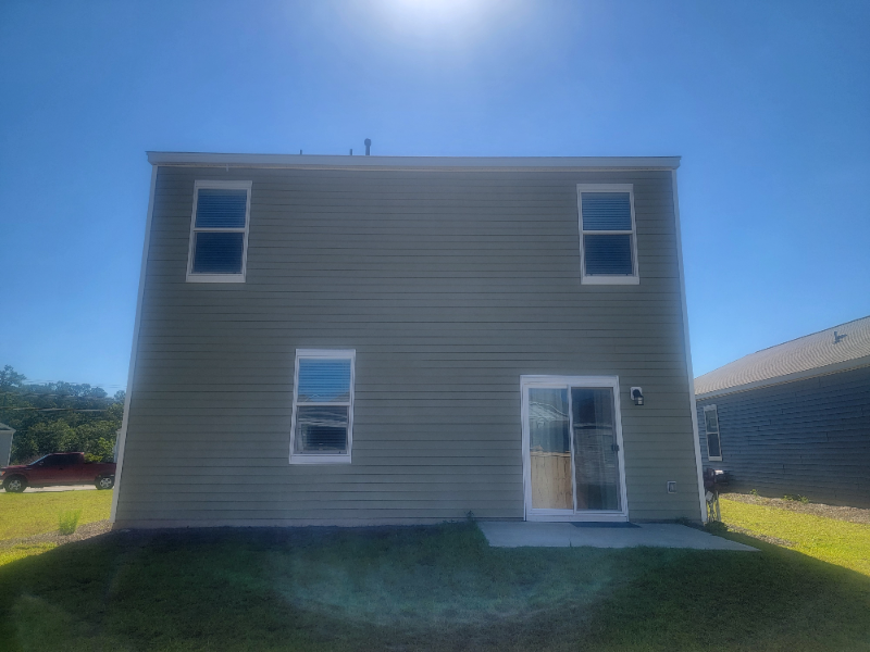 1032 PERIDOTE WAY
