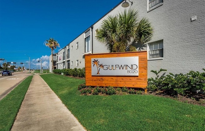 Gulfwind Monument Sign