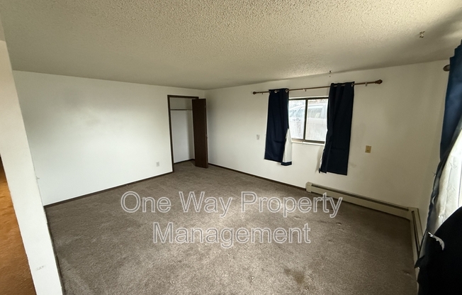 2511 W 27 ST