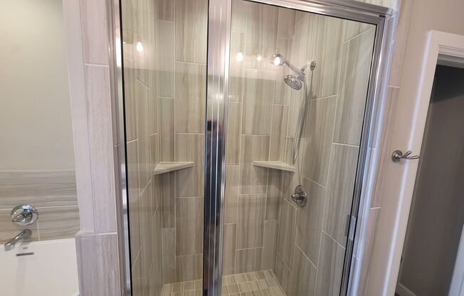 3 beds, 2.5 baths, 1,756 sqft, $1,950, Unit 16124 - 6