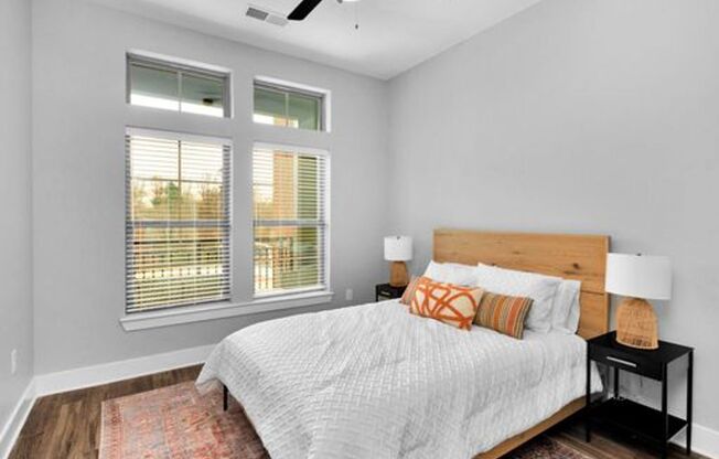 2 beds, 2 baths, 1,140 sqft, $1,659, Unit 422