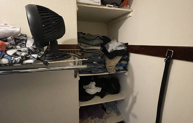 Studio, 1 bath, $695, Unit 117