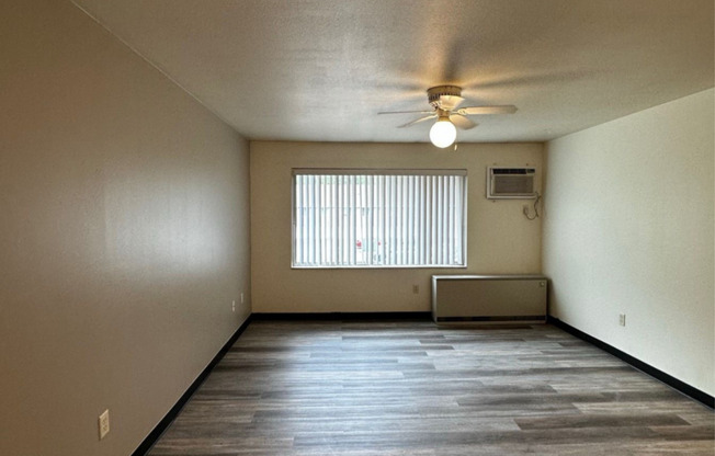 3 beds, 2 baths, 1,200 sqft, $1,425, Unit TE218X-246