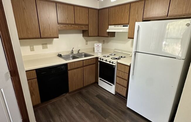 1 Bedroom 1 Bathroom Condo!