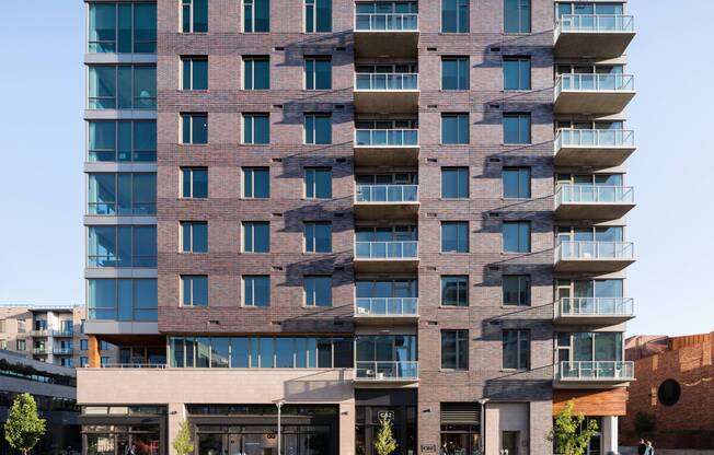 255 St Paul Exterior