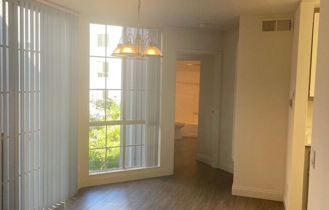 2 beds, 2 baths, 1,000 sqft, $2,750, Unit 316