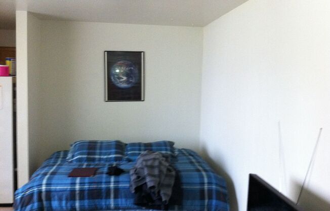 1437 S. 81st St.