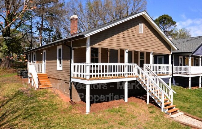 1032 CORNELL ST