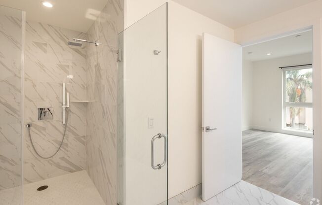 3 beds, 2.5 baths, 1,349 sqft, $4,740, Unit 205