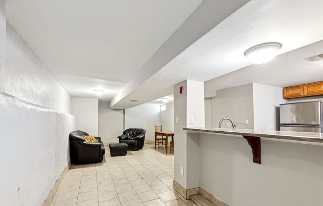 5 beds, 4.5 baths, 1,500 sqft, $3,600, Unit 3414 - A