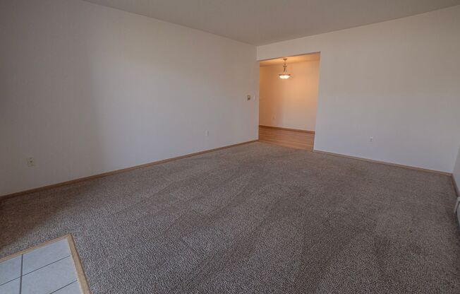 2 beds, 1 bath, 815 sqft, $865, Unit 1414-209