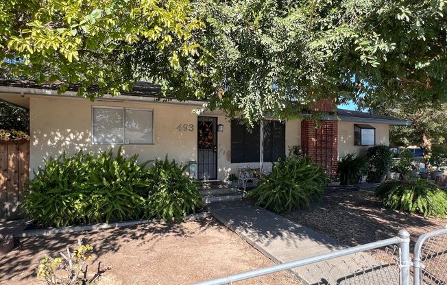 Charming 3 Bedroom, 2 Bath Home in Dinuba – $1,830/mo