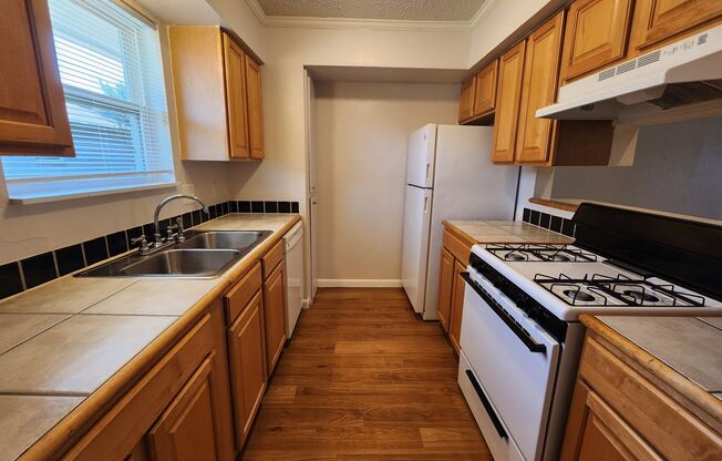 2 beds, 1 bath, 992 sqft, $1,400, Unit ABB-2-134