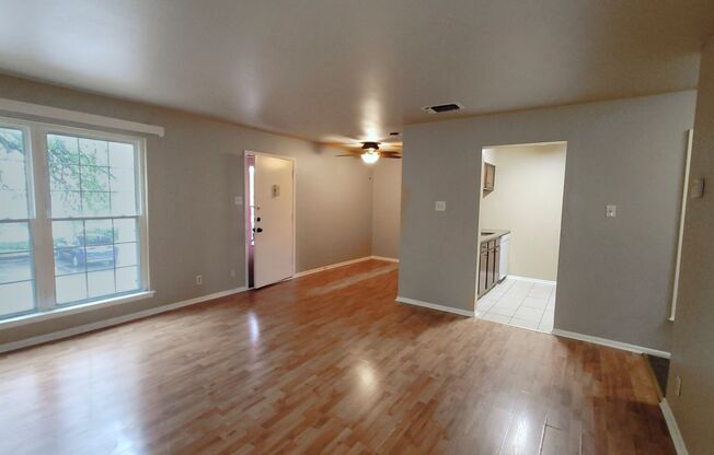 2 bedroom condo near Starcrest and Loop 410
