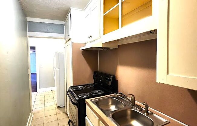 1 bed, 1 bath, $905, Unit 1504 N Drexel Blvd