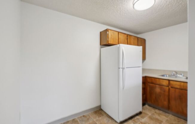 1 bed, 1 bath, 600 sqft, $1,225, Unit B41