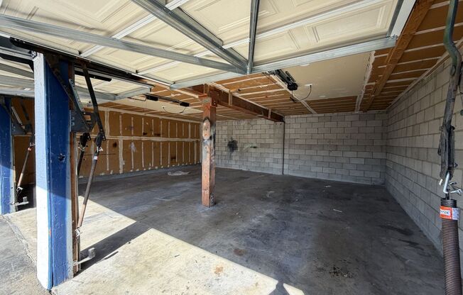 3 beds, 2.5 baths, 1,222 sqft, $3,295, Unit 34