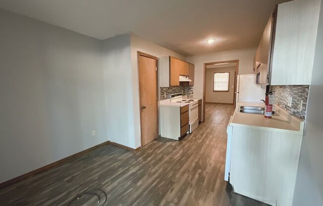 1 bed, 1 bath, 650 sqft, $750