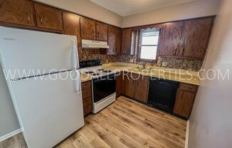 2 beds, 1 bath, $1,095