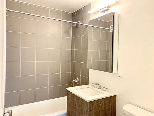 Studio, 1 bath, $6,650, Unit 23F