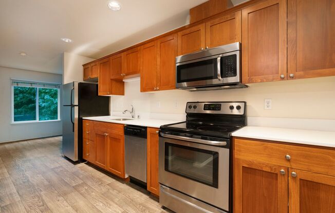 Studio, 1 bath, 638 sqft, $1,650, Unit 1-A