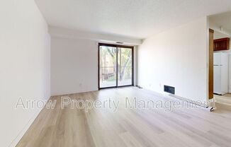 207 E ARBOR 206