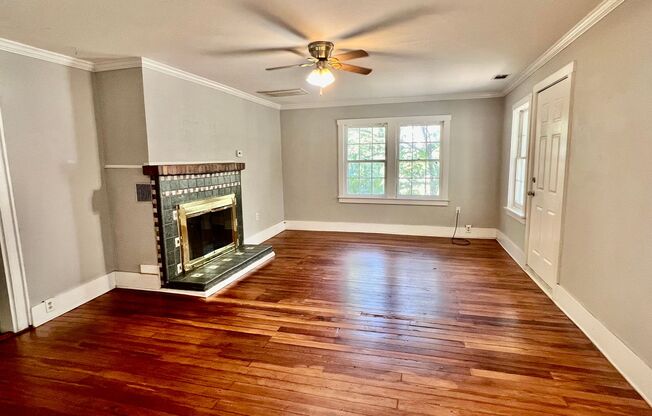495 RUTH l 3 BED, 2 BATH