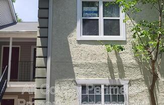 63 DEVON LN
